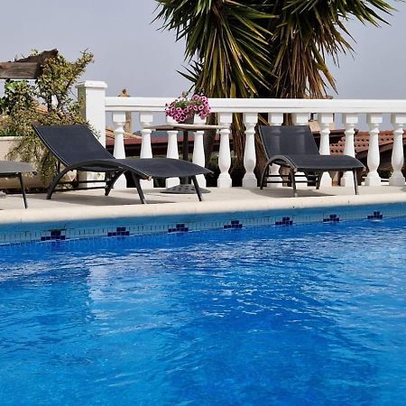 فيلا El Refugio Turís المظهر الخارجي الصورة